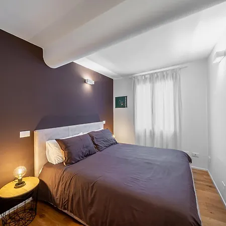 Lägenhet Laura - Residenze Estensi Modena