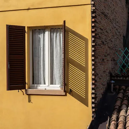 Laura - Residenze Estensi